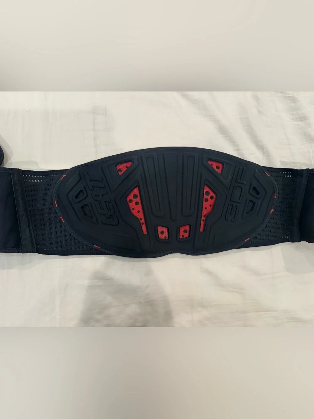 Leatt Kidney Air Belt Black and Red